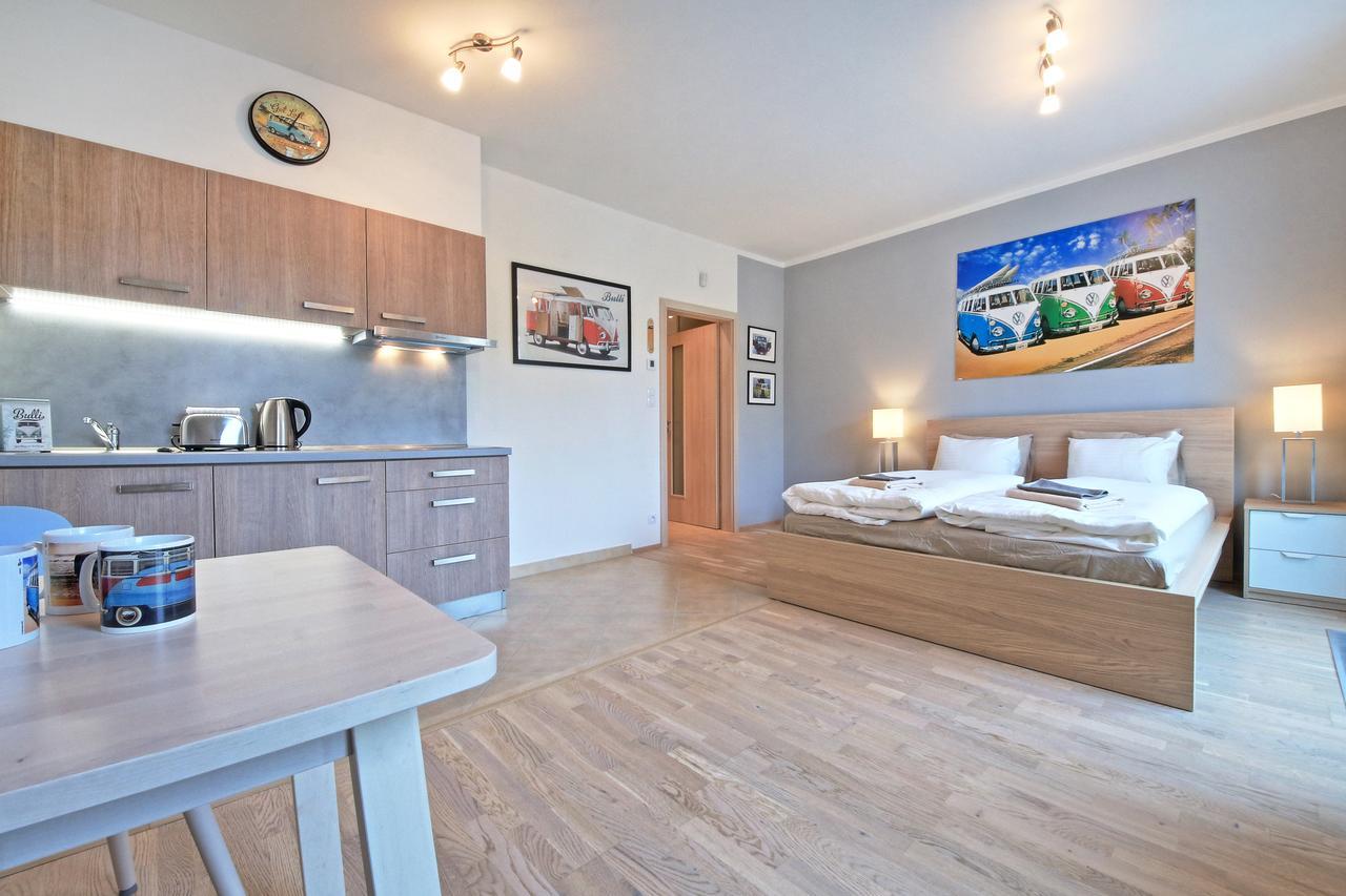 Ol Apartments Прага Екстериор снимка
