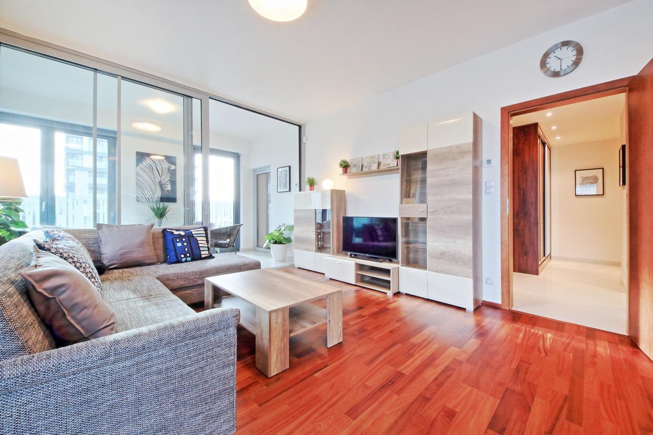 Ol Apartments Прага Екстериор снимка